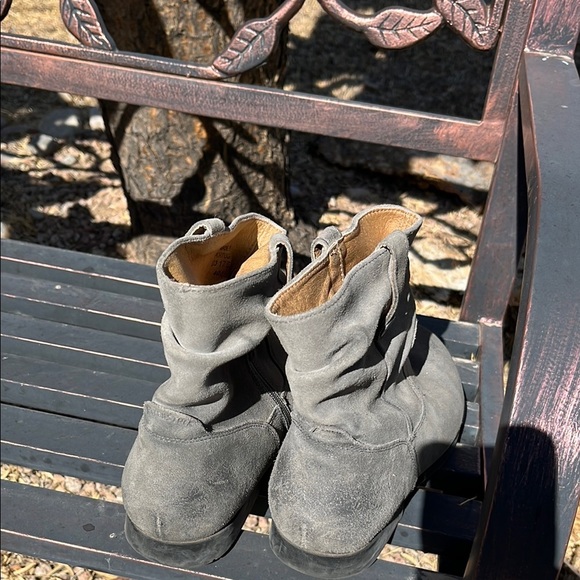 Birkenstock Slouch Gray Ankle Boots Size 40 - Picture 3 of 8